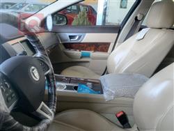 جاكوار XF